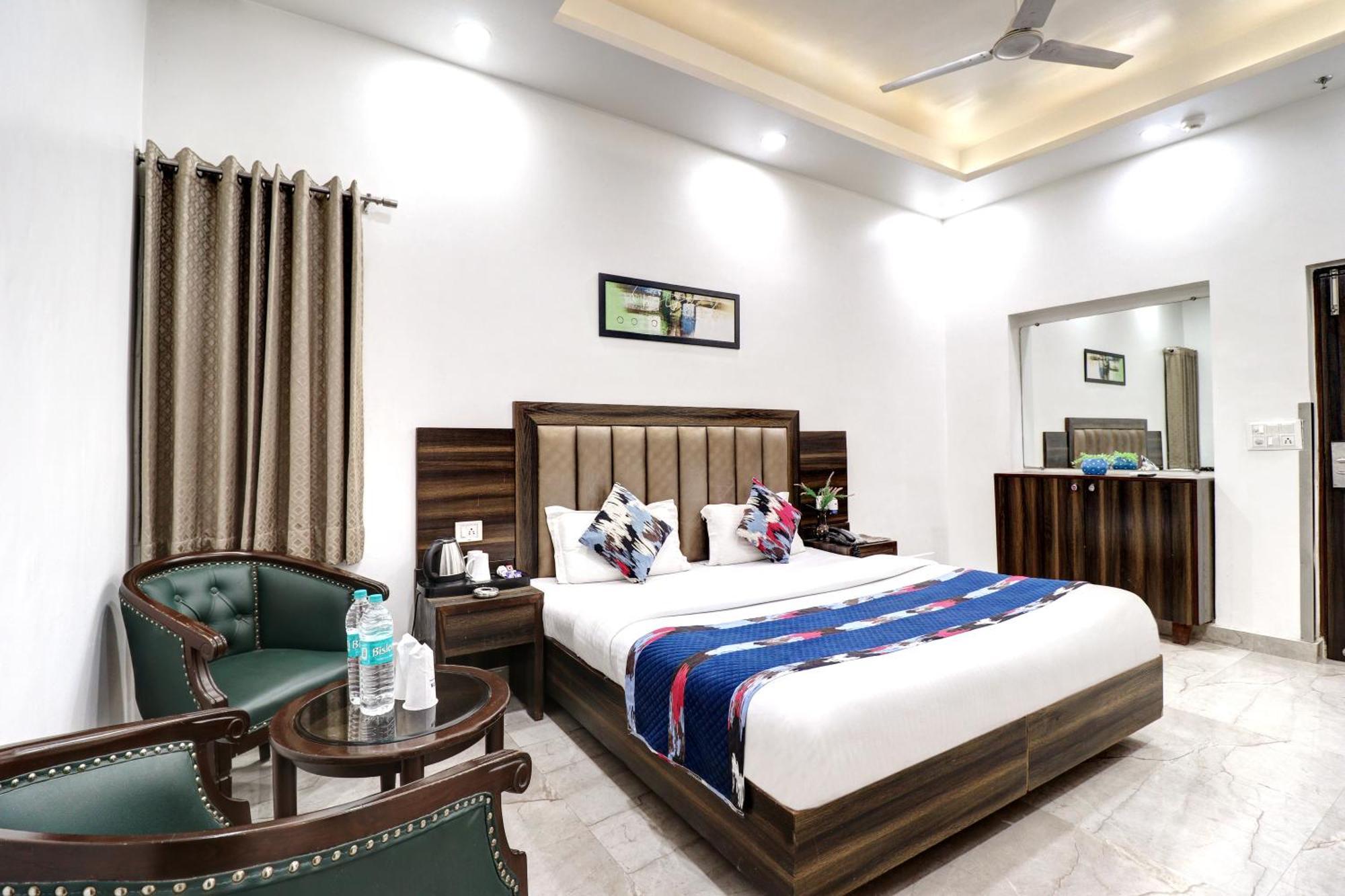 Hotel Emporio Dx - New Delhi Railway Station - Paharganj Exterior photo