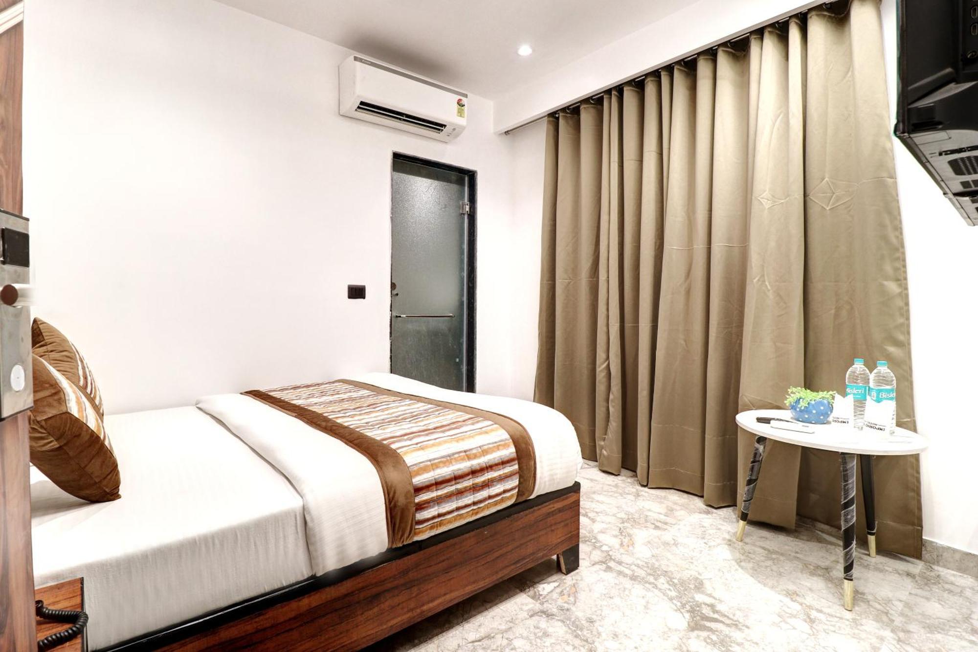 Hotel Emporio Dx - New Delhi Railway Station - Paharganj Exterior photo