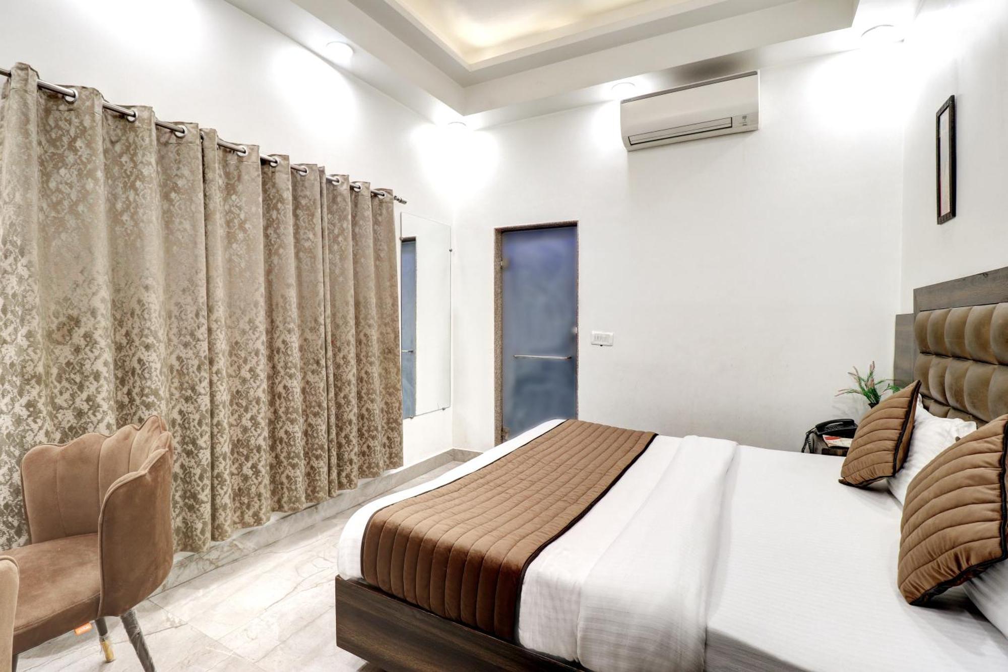 Hotel Emporio Dx - New Delhi Railway Station - Paharganj Exterior photo