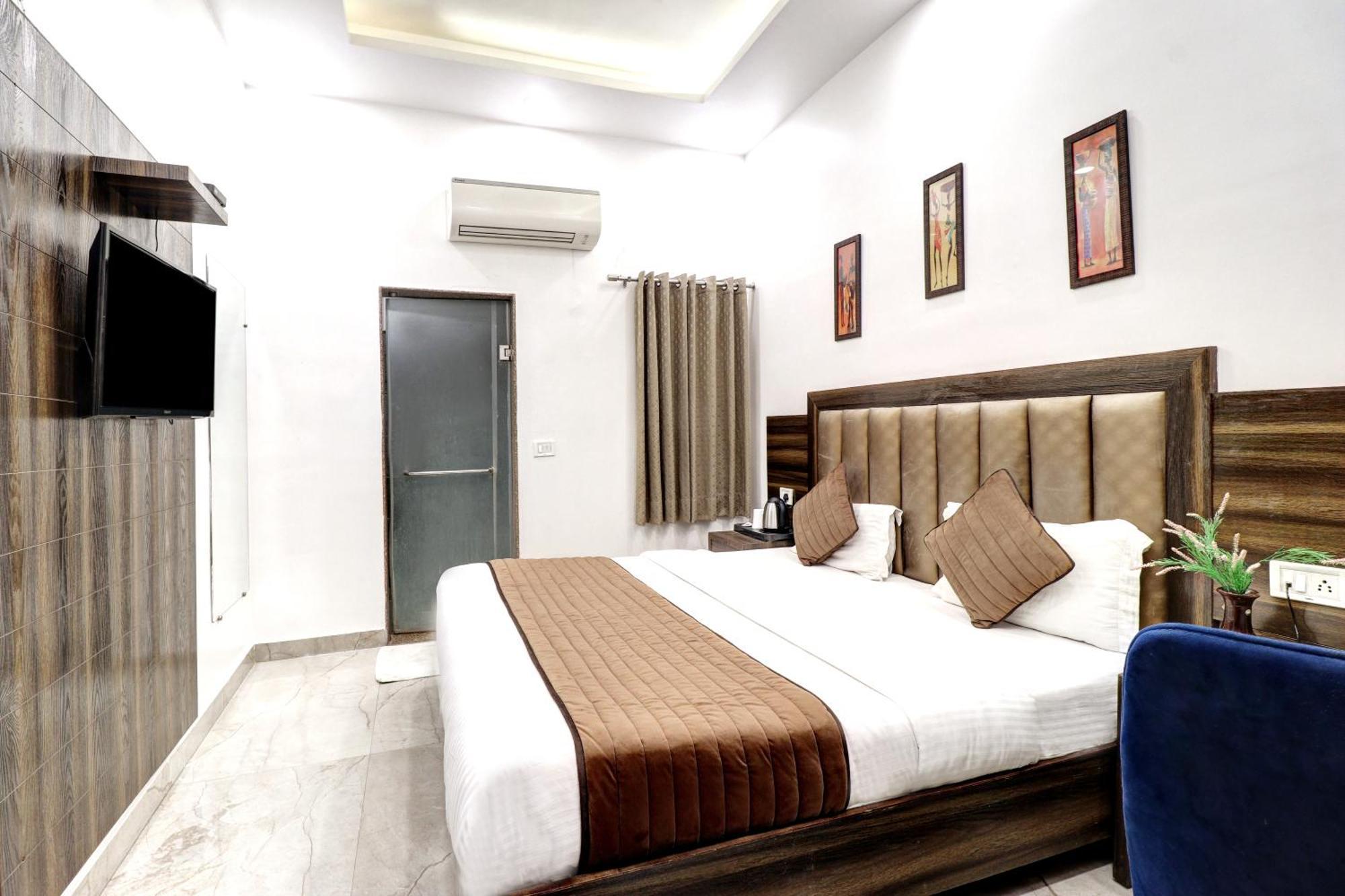 Hotel Emporio Dx - New Delhi Railway Station - Paharganj Exterior photo